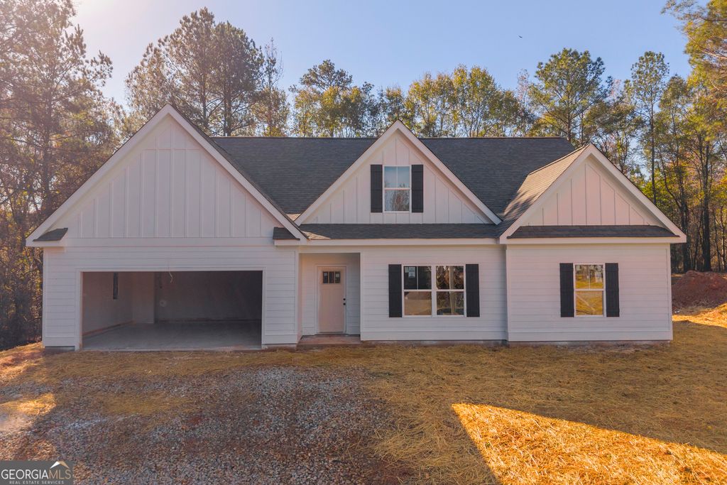174 Old Milltown Road, Hartwell, GA 30643