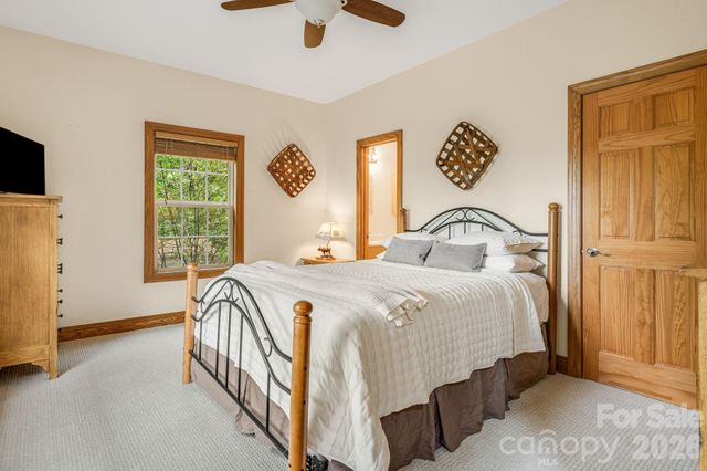 189 Cameron Lane, Lake Lure, NC 28746