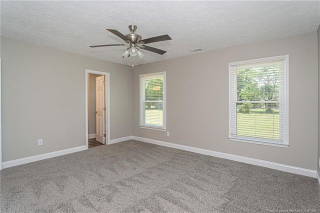 139 Thornbird Drive, Raeford, NC 28376