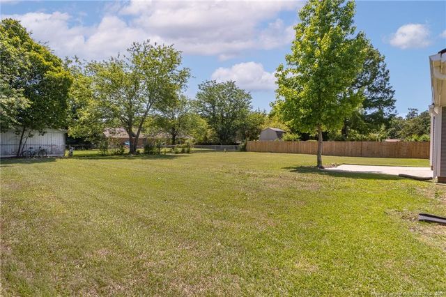 139 Thornbird Drive, Raeford, NC 28376