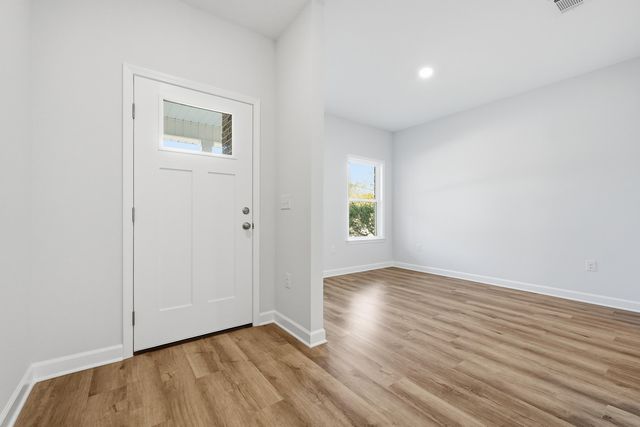 71 Spooner Street, Defuniak Springs, FL 32433