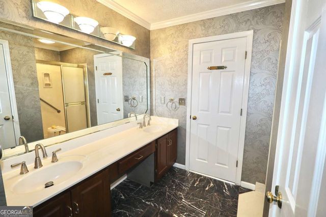 150 Stratford Way, Fayetteville, GA 30214