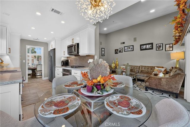 13673 Berkeley Court, Fontana, CA 92336