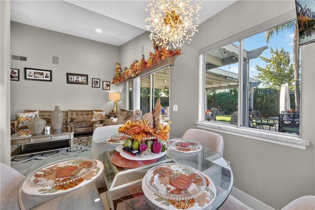 13673 Berkeley Court, Fontana, CA 92336