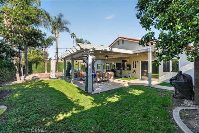 13673 Berkeley Court, Fontana, CA 92336