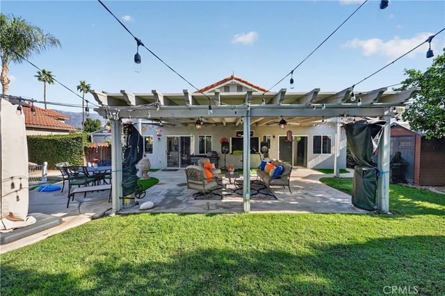13673 Berkeley Court, Fontana, CA 92336