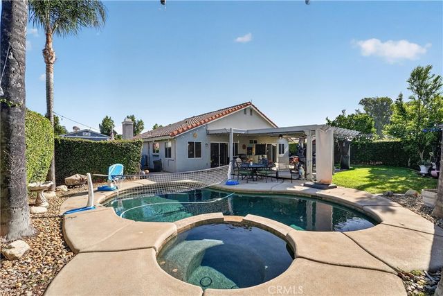 13673 Berkeley Court, Fontana, CA 92336
