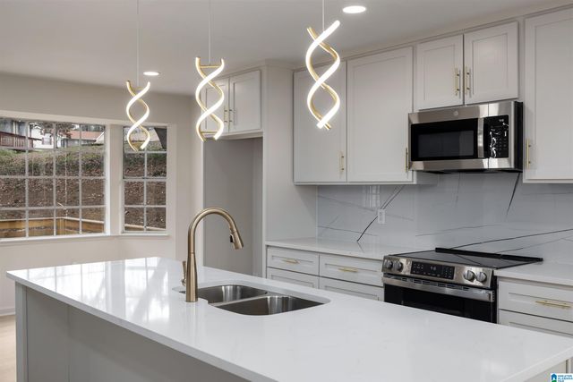 704 CEDAR CONE CIRCLE, Birmingham, AL 35214