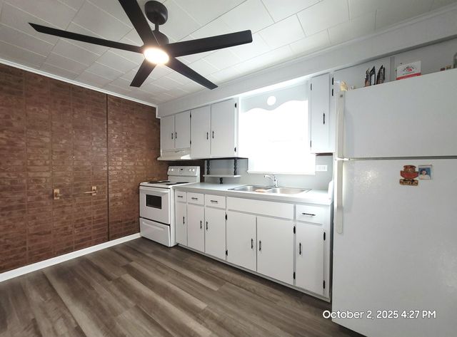 8273 Van Vleet Road, Gaines, MI 48436