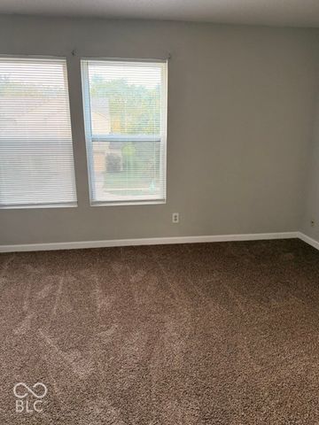 5525 Floating Leaf Drive, Indianapolis, IN 46237