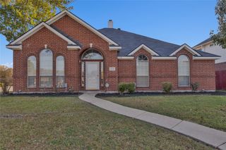 2032 Grand Cayman Way, Mesquite, TX 75149
