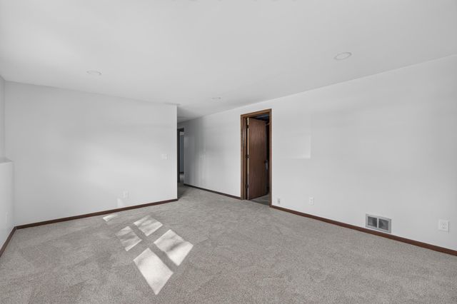 11608 Utah Avenue N, Champlin, MN 55316