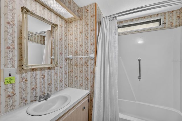 1610 SUNSHINE LANE, Tavares, FL 32778