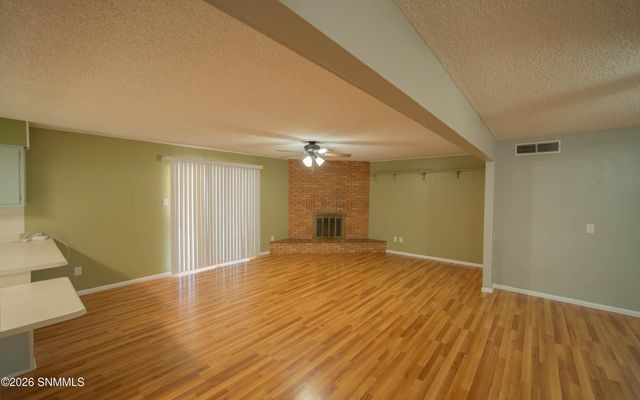 1850 Debby Circle, Las Cruces, NM 88005