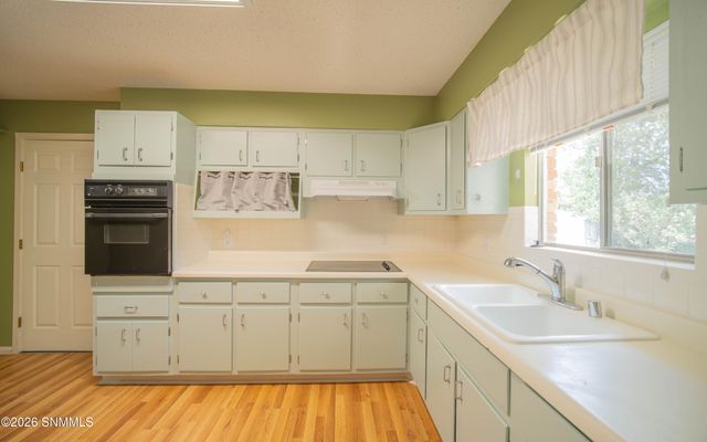 1850 Debby Circle, Las Cruces, NM 88005