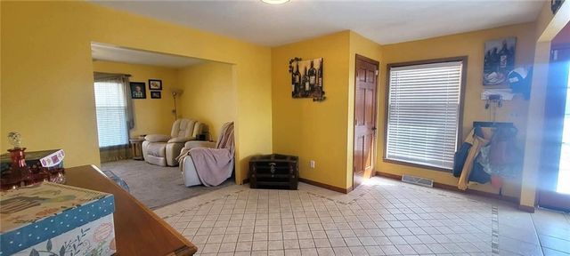 538 Brown Circle Drive, Osawatomie, KS 66064