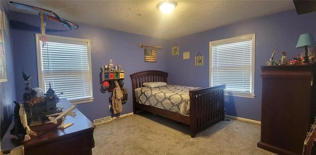 538 Brown Circle Drive, Osawatomie, KS 66064