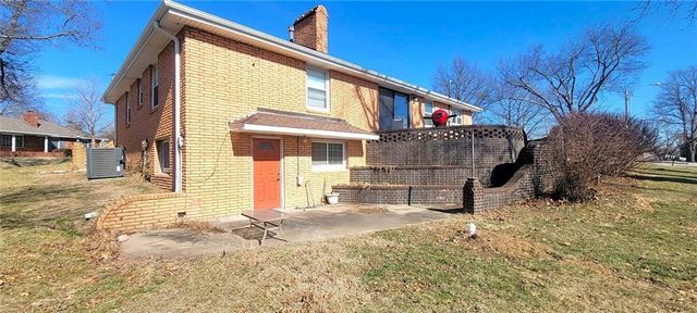 538 Brown Circle Drive, Osawatomie, KS 66064