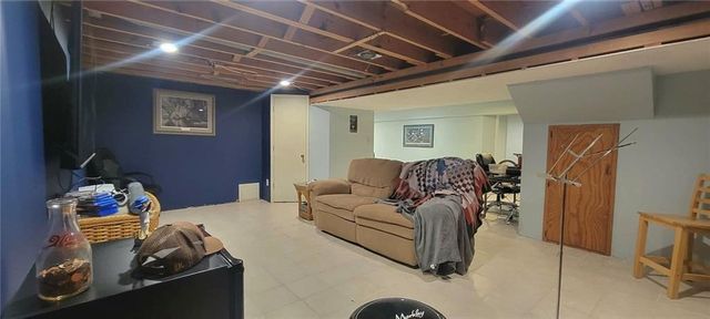 538 Brown Circle Drive, Osawatomie, KS 66064