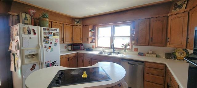 538 Brown Circle Drive, Osawatomie, KS 66064