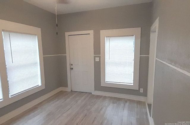 403 Terrell Ave Apt 5, San Antonio, TX 78214