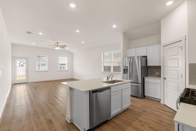 14101 McArthur DR, Manor, TX 78653
