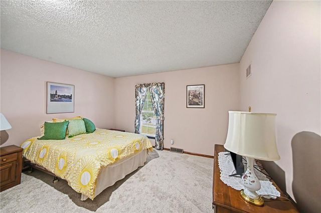 7213 N Bellefontaine Avenue, Kansas City, MO 64119