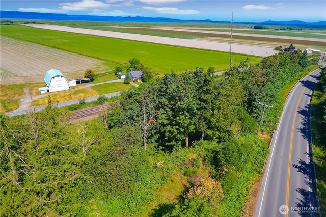 30320 Pioneer Highway, Stanwood, WA 98292