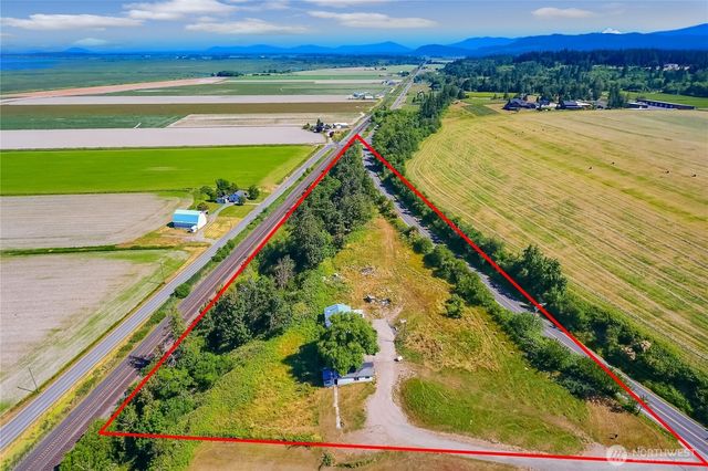30320 Pioneer Highway, Stanwood, WA 98292