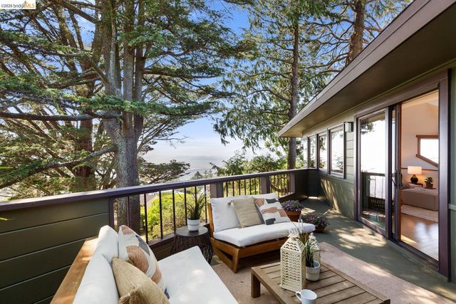 1085 Creston Rd, Berkeley, CA 94708