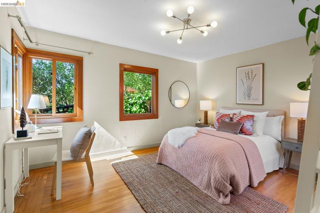 1085 Creston Rd, Berkeley, CA 94708