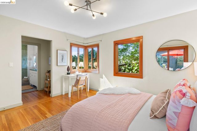 1085 Creston Rd, Berkeley, CA 94708