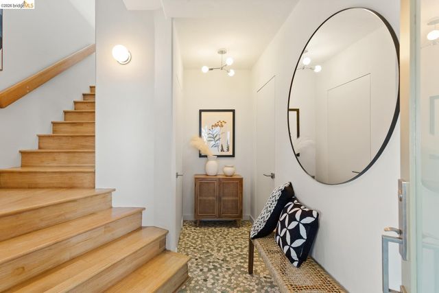 1085 Creston Rd, Berkeley, CA 94708