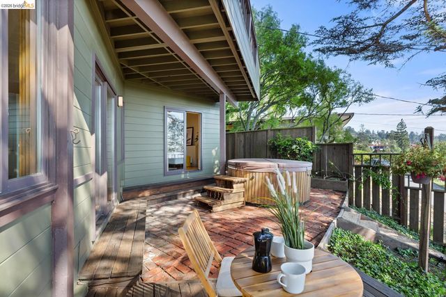 1085 Creston Rd, Berkeley, CA 94708