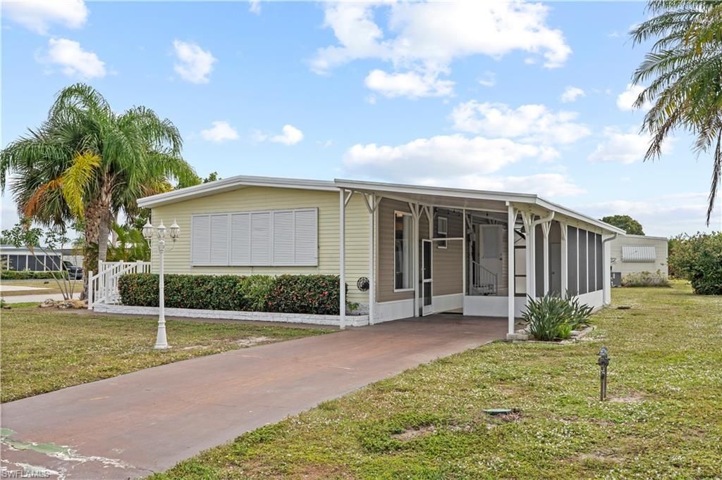 17 Saint Raphael DR, NAPLES, FL 34112 — photo 2