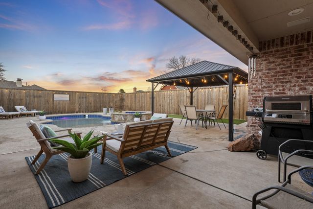 5830 101st Street, Lubbock, TX 79424