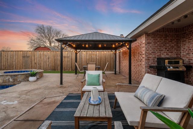 5830 101st Street, Lubbock, TX 79424