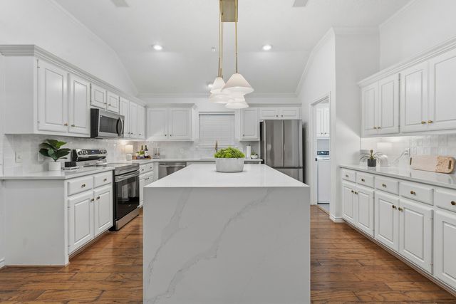 5830 101st Street, Lubbock, TX 79424