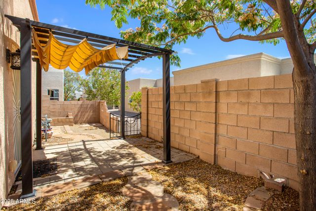 475 S MEADOWOOD Lane, Sierra Vista, AZ 85635