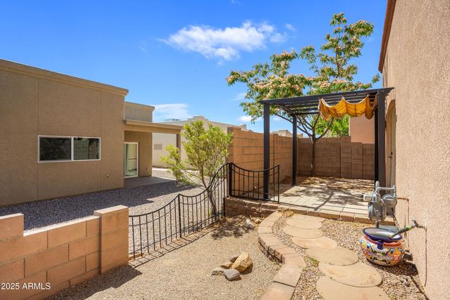 475 S MEADOWOOD Lane, Sierra Vista, AZ 85635