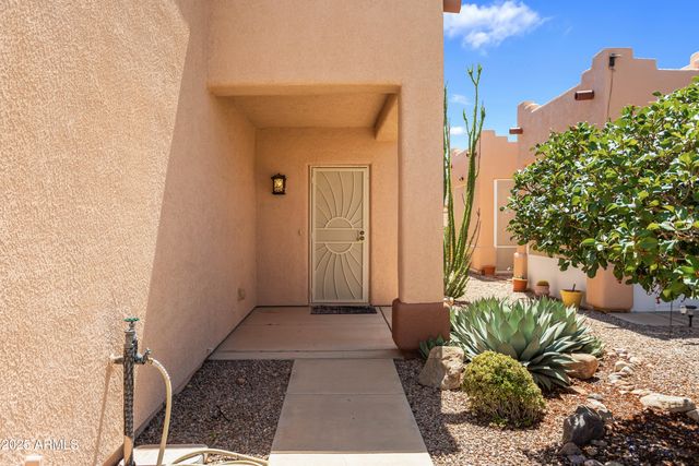 475 S MEADOWOOD Lane, Sierra Vista, AZ 85635