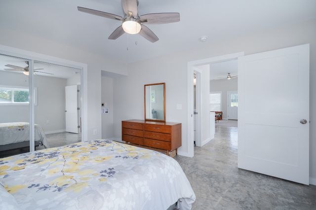 1395 New Kimmins Rd, Hohenwald, TN 38462