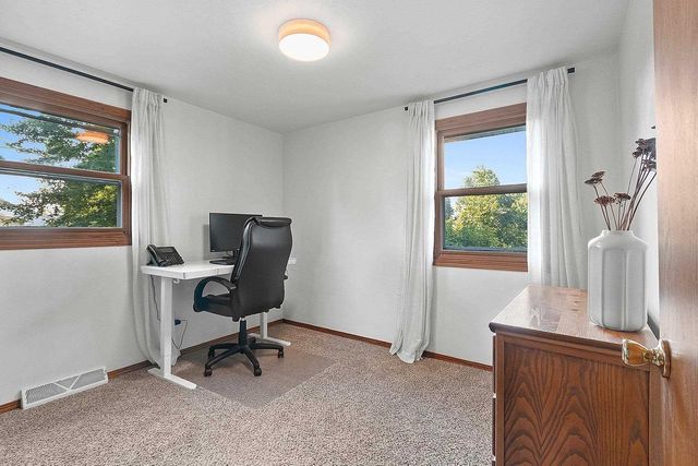 3008 GILBERT DRIVE, Green Bay, WI 54311