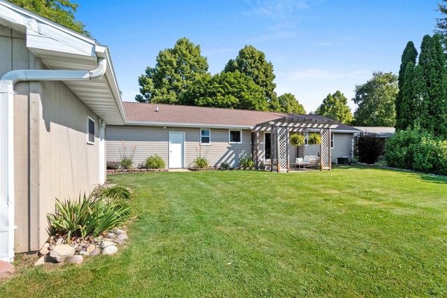 3008 GILBERT DRIVE, Green Bay, WI 54311