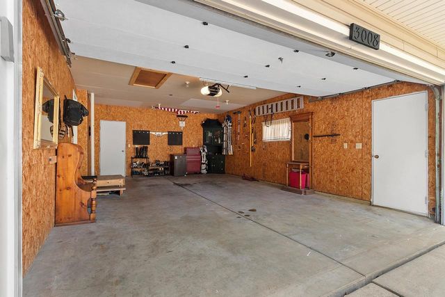 3008 GILBERT DRIVE, Green Bay, WI 54311