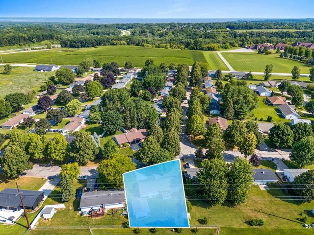 3008 GILBERT DRIVE, Green Bay, WI 54311