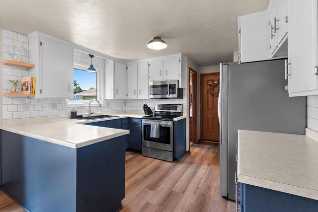 3008 GILBERT DRIVE, Green Bay, WI 54311