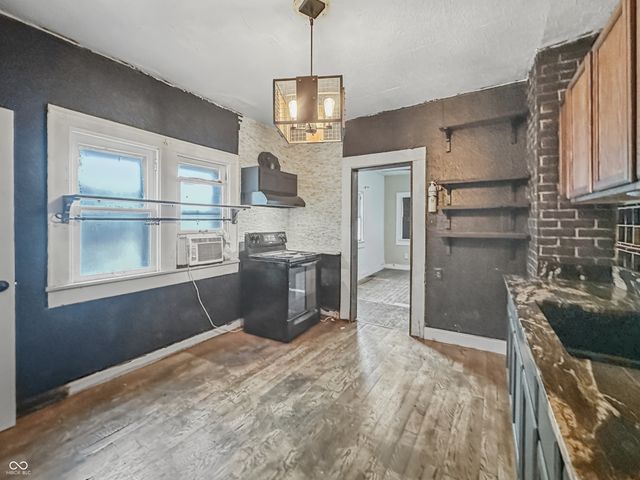 1450 W 33rd Street, Indianapolis, IN 46208