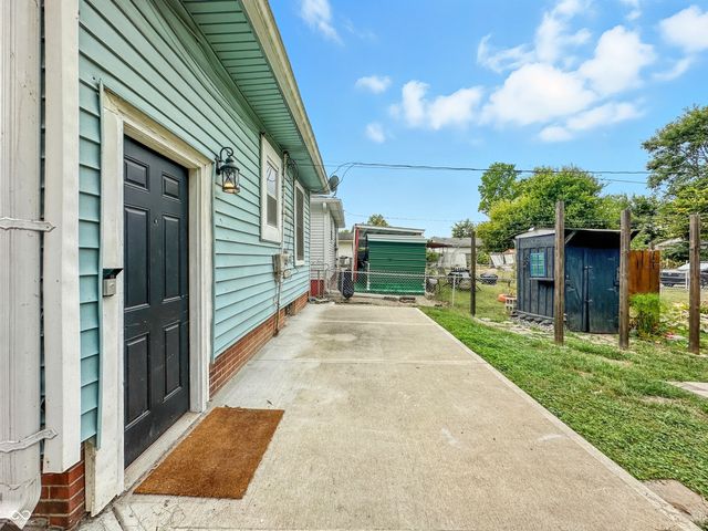 1450 W 33rd Street, Indianapolis, IN 46208