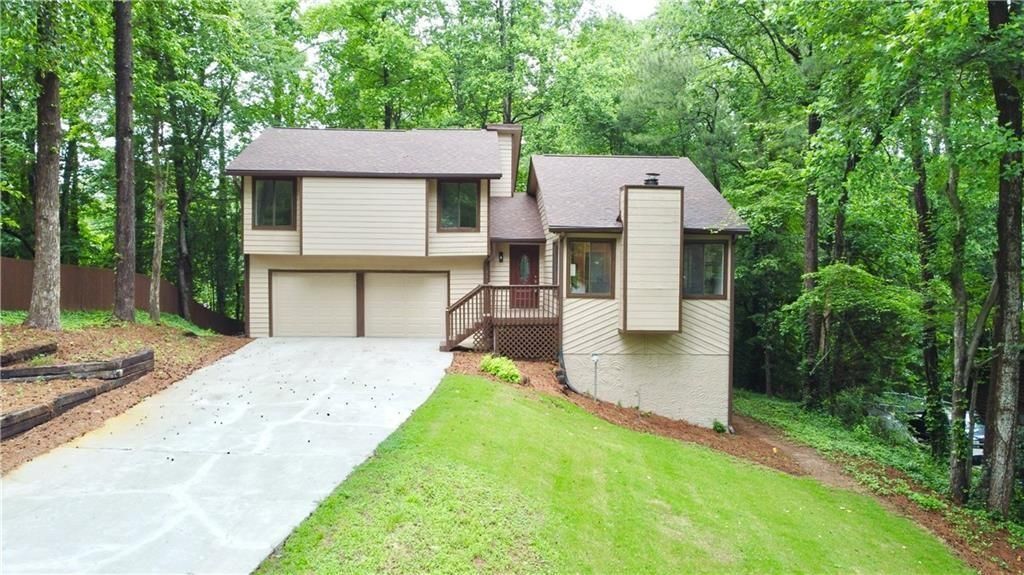 4579 Glenforest Drive, Roswell, GA 30075